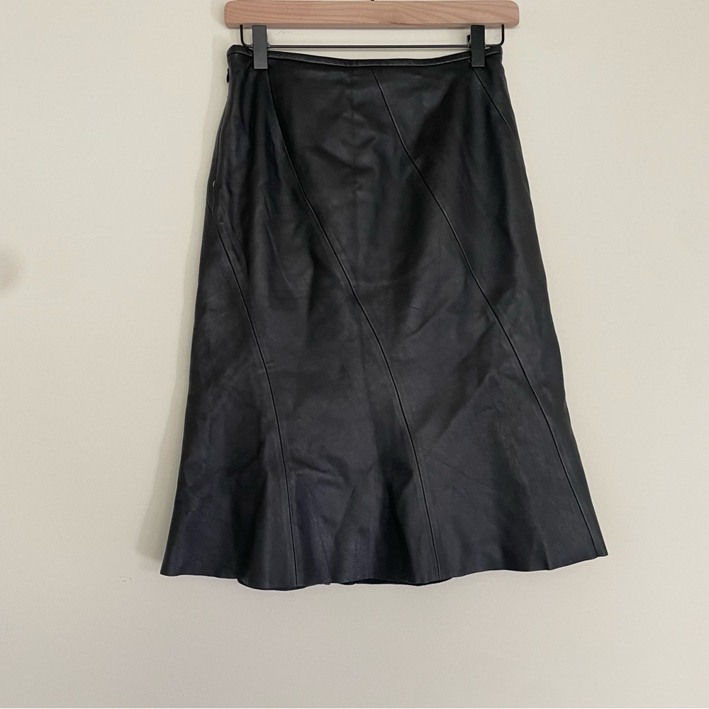 EUC MNG 100% Genuine Lamb Leather Black Mid Length Skirt Women’s size 4
